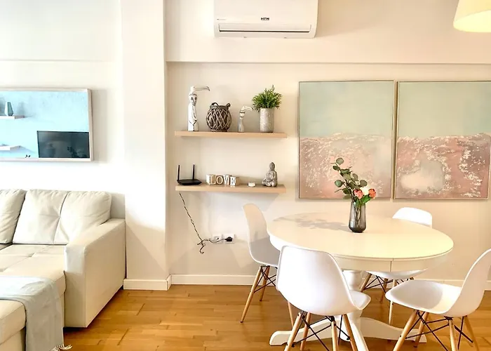 Apartment Homely San Juan De Letran Plaza De La Merced Málaga